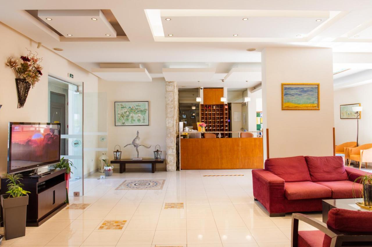 Ilyssion Holidays Hotel Ялиссос Экстерьер фото
