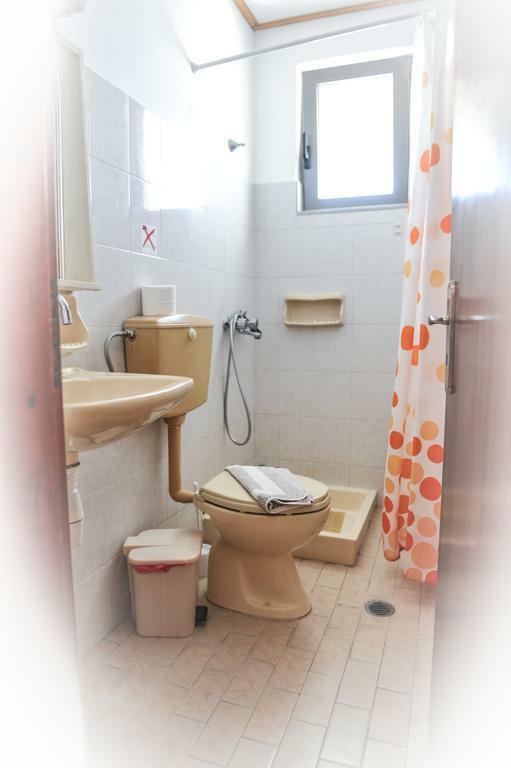 Ilyssion Holidays Hotel Ялиссос Экстерьер фото